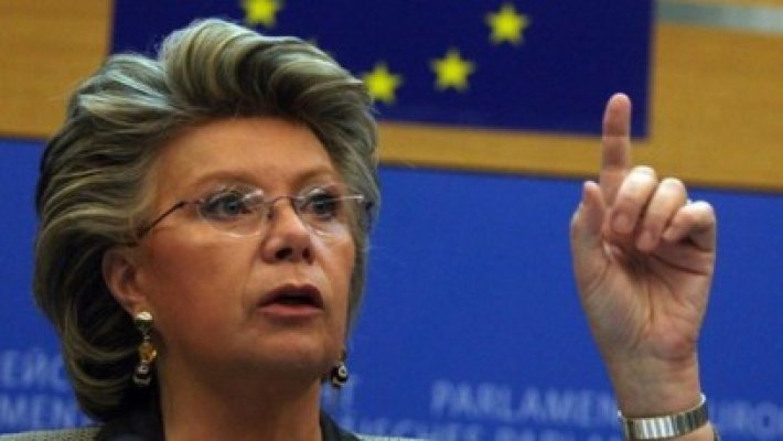 Amânarea intrării României în Schengen nu l-ar surprinde pe vicepreşedintele Comisiei Europene
